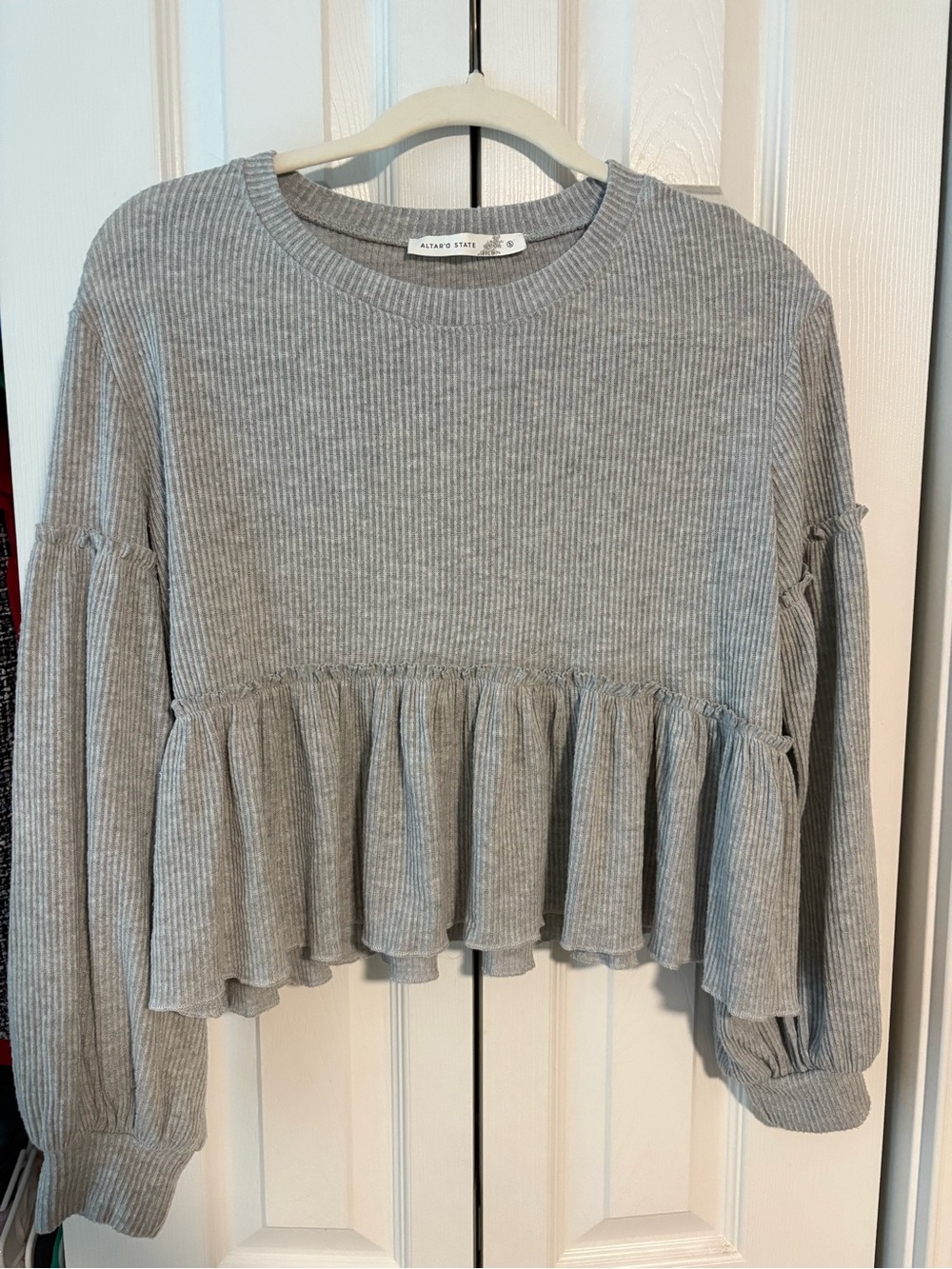 Altar'd State Light Gray Ribbed Peplum Sweatshirt